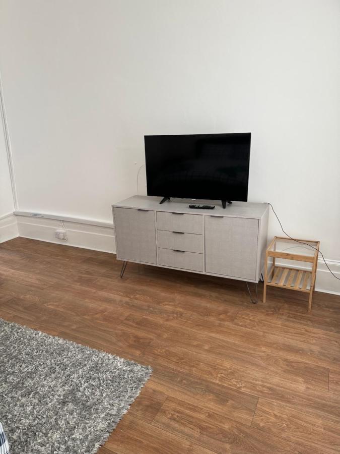 Private 2 Homestay London